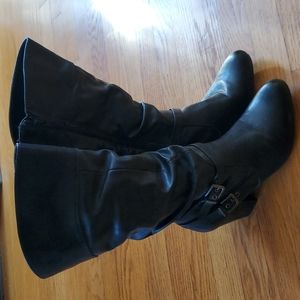 Ladies black boots